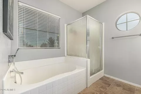 Bath - 1271 E Canyon Creek Dr, Gilbert, AZ 85296 photo 1 of 5
