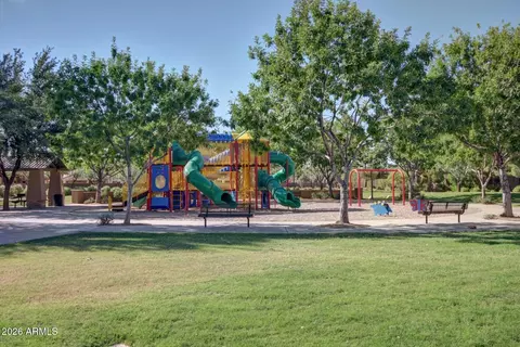View/Area - 1271 E Canyon Creek Dr, Gilbert, AZ 85296 photo 1 of 4