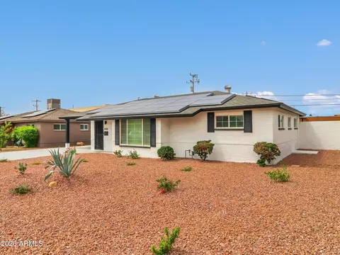 6036 N 8th St, Phoenix, AZ 85014