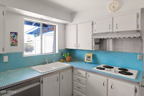 Kitchen - 1810 Euclid Ave, Phoenix, AZ 85042 photo 3 of 4