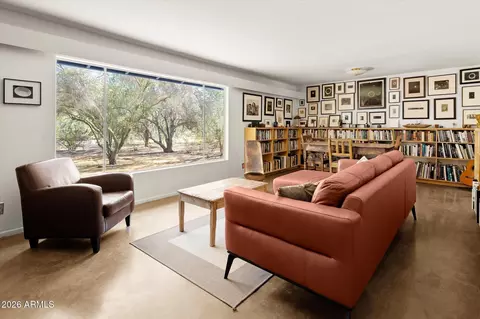 Living - 1810 Euclid Ave, Phoenix, AZ 85042 photo 1 of 4