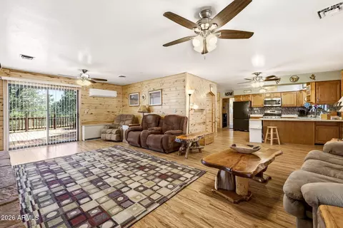 Living - 3121 Cedar Dr, Overgaard, AZ 85933 photo 2 of 3