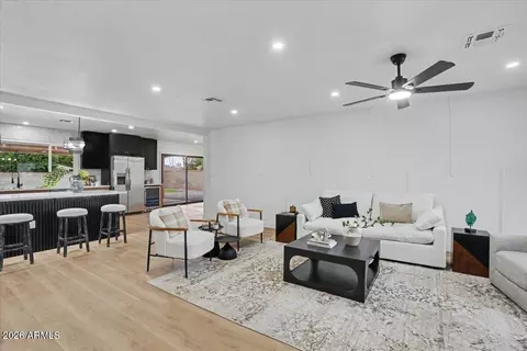 2908 S George Dr, Tempe, AZ 85282