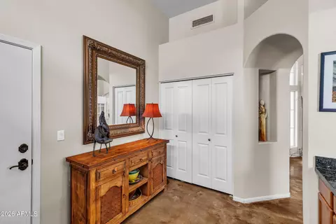 Entry Way - 1124 E Hiddenview Dr, Phoenix, AZ 85048 photo 2 of 2