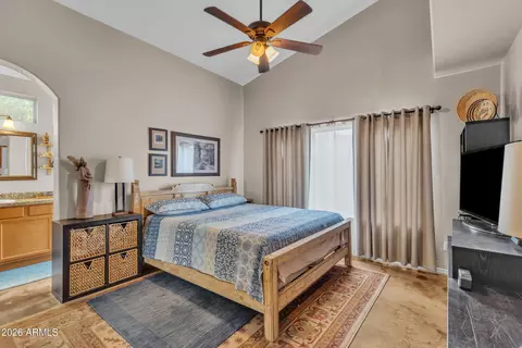 Bedroom - 1124 E Hiddenview Dr, Phoenix, AZ 85048 photo 1 of 4