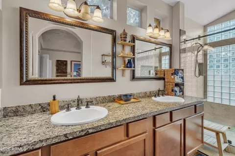 Bath - 1124 E Hiddenview Dr, Phoenix, AZ 85048 photo 1 of 3