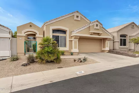 Exterior - 1124 E Hiddenview Dr, Phoenix, AZ 85048 photo 5 of 7