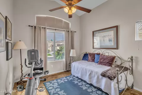 Bedroom - 1124 E Hiddenview Dr, Phoenix, AZ 85048 photo 4 of 4