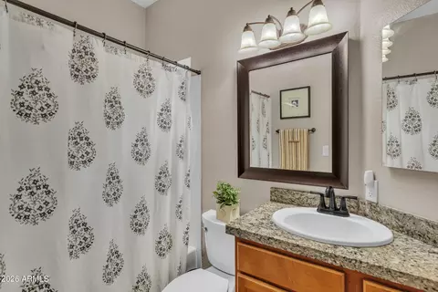 Bath - 1124 E Hiddenview Dr, Phoenix, AZ 85048 photo 3 of 3