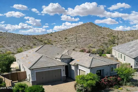 16486 W Valencia Dr, Goodyear, AZ 85338