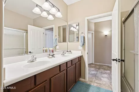 Bath - 2650 E Dennisport Ave, Gilbert, AZ 85295 photo 2 of 6