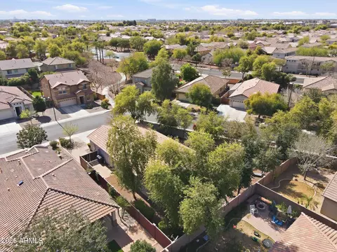 View/Area - 2650 E Dennisport Ave, Gilbert, AZ 85295 photo 4 of 10