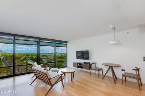 4808 N 24th St #806, Phoenix, AZ 85016