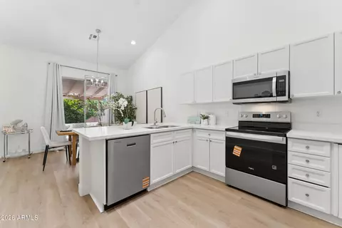 Kitchen - 3326 N 42nd St, Phoenix, AZ 85018 photo 1 of 3