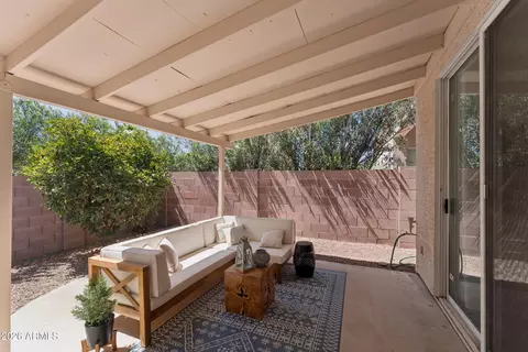 Exterior - 3326 N 42nd St, Phoenix, AZ 85018 photo 2 of 4