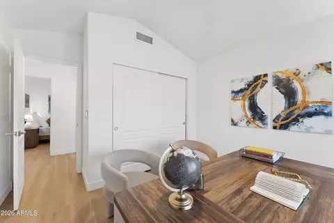 Other - 3326 N 42nd St, Phoenix, AZ 85018 photo 7 of 11