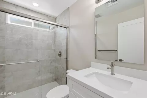 Bath - 2329 Enrose St, Mesa, AZ 85213 photo 1 of 3