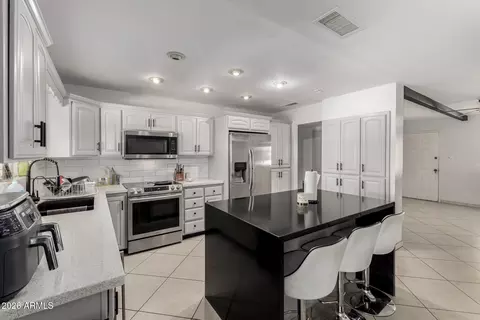 4019 N 60th Ave, Phoenix, AZ 85033