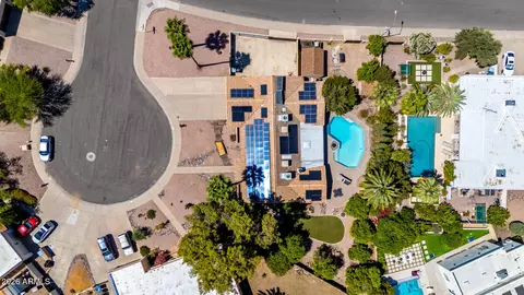 5116 E Charter Oak Rd, Scottsdale, AZ 85254