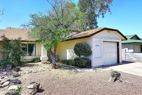 Exterior - 1721 E Sandra Ter, Phoenix, AZ 85022 photo 8 of 9
