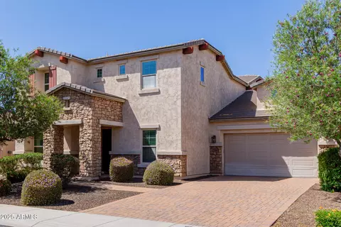 Exterior - 882 E Parkview Dr, Gilbert, AZ 85295 photo 5 of 18