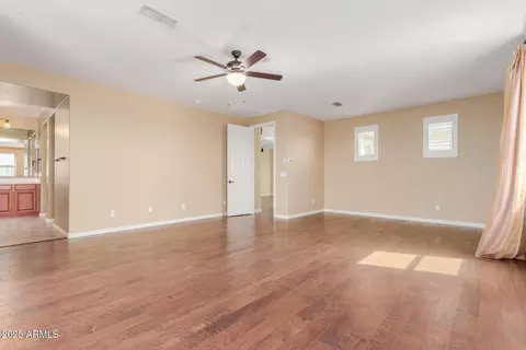 Living - 882 E Parkview Dr, Gilbert, AZ 85295 photo 12 of 15