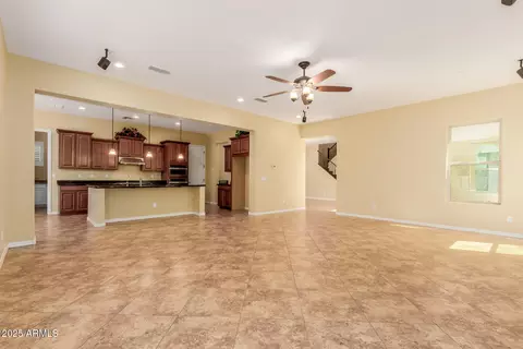 Living - 882 E Parkview Dr, Gilbert, AZ 85295 photo 2 of 15