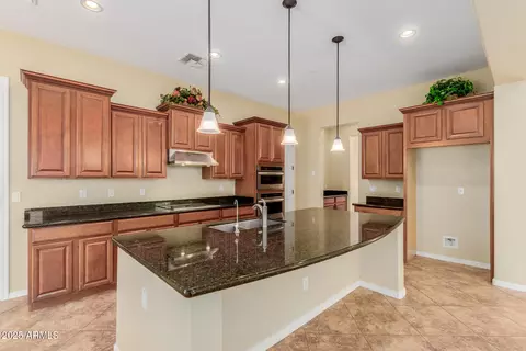 Kitchen - 882 E Parkview Dr, Gilbert, AZ 85295 photo 2 of 3