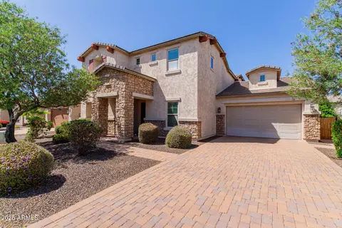 Exterior - 882 E Parkview Dr, Gilbert, AZ 85295 photo 6 of 18