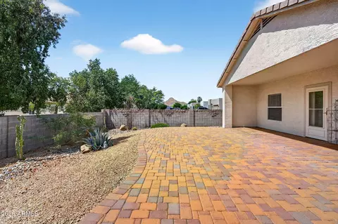 Exterior - 2925 E Blanche Dr, Phoenix, AZ 85032 photo 4 of 5
