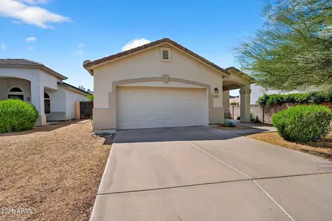 Exterior - 2925 E Blanche Dr, Phoenix, AZ 85032 photo 2 of 5