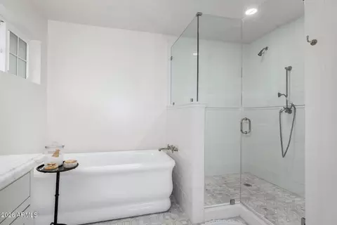 Bath - 701 Encinas Ave, Gilbert, AZ 85234 photo 3 of 5