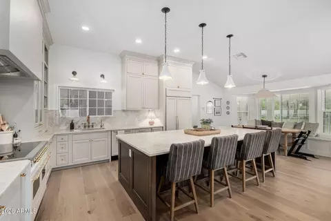 Kitchen - 701 Encinas Ave, Gilbert, AZ 85234 photo 1 of 5