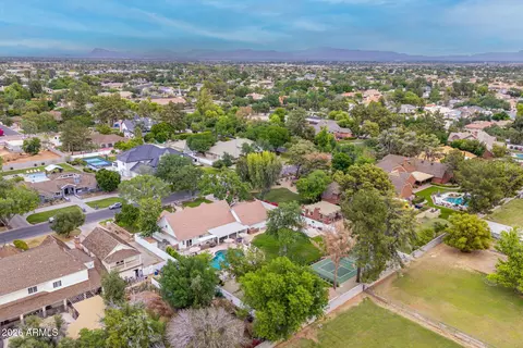 View/Area - 701 Encinas Ave, Gilbert, AZ 85234 photo 4 of 4
