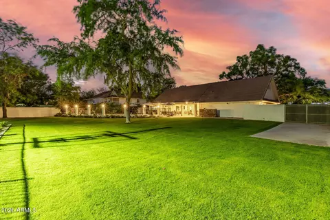 Exterior - 701 Encinas Ave, Gilbert, AZ 85234 photo 9 of 11