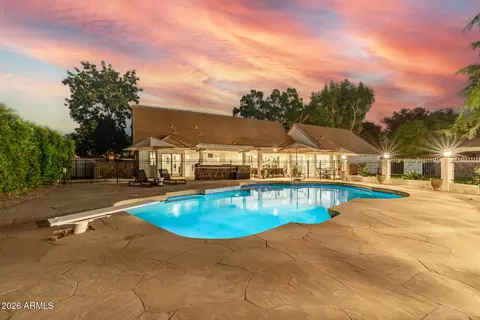 Exterior - 701 Encinas Ave, Gilbert, AZ 85234 photo 5 of 11