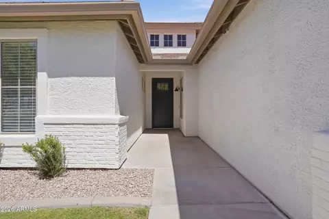 3262 E Cotton Ln, Gilbert, AZ 85234 photo 5