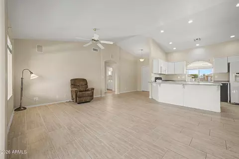 Living - 10960 E Kiva Ave, Mesa, AZ 85209 photo 2 of 2
