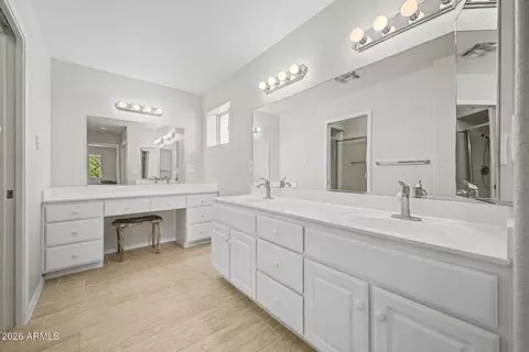 Bath - 10960 E Kiva Ave, Mesa, AZ 85209 photo 1 of 4