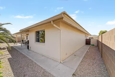 Exterior - 10960 E Kiva Ave, Mesa, AZ 85209 photo 6 of 8