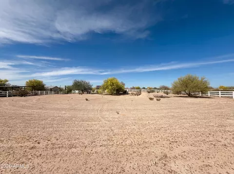 Exterior - 23115 E Oxbow Dr, Florence, AZ 85132 photo 7 of 13