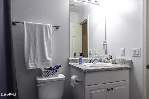 Bath - 129 E Dewey Ave, Coolidge, AZ 85128 photo 2 of 3