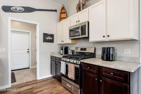 Kitchen - 103 S Forest Park Dr, Payson, AZ 85541 photo 4 of 5