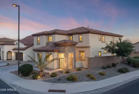 3811 E Lodgepole Dr, Gilbert, AZ 85298