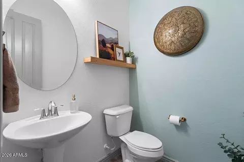 Bath - 7871 S Stuart Ave, Gilbert, AZ 85298 photo 1 of 5