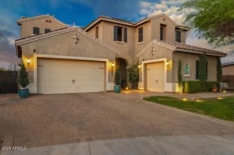 Exterior - 7871 S Stuart Ave, Gilbert, AZ 85298 photo 12 of 22