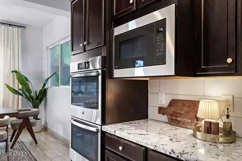 Kitchen - 7871 S Stuart Ave, Gilbert, AZ 85298 photo 4 of 5