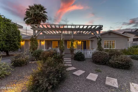 4126 N 44th Pl, Phoenix, AZ 85018