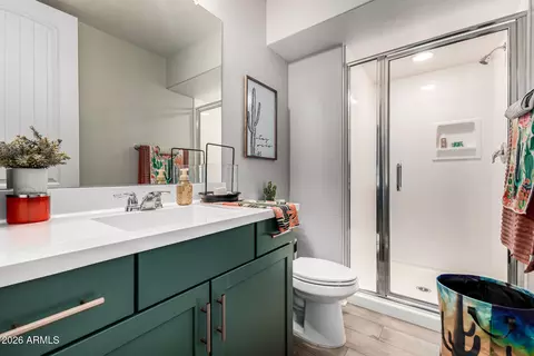 Bath - 4340 E Jesse St, Gilbert, AZ 85295 photo 2 of 3