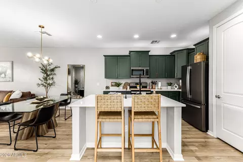 Kitchen - 4340 E Jesse St, Gilbert, AZ 85295 photo 1 of 3